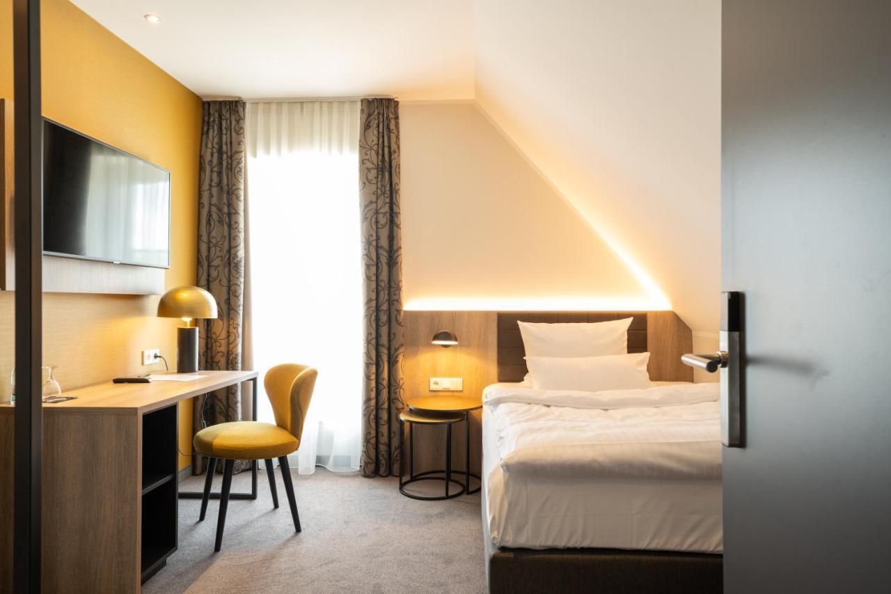 Hotel Rheinischer Hof Динклаге Экстерьер фото
