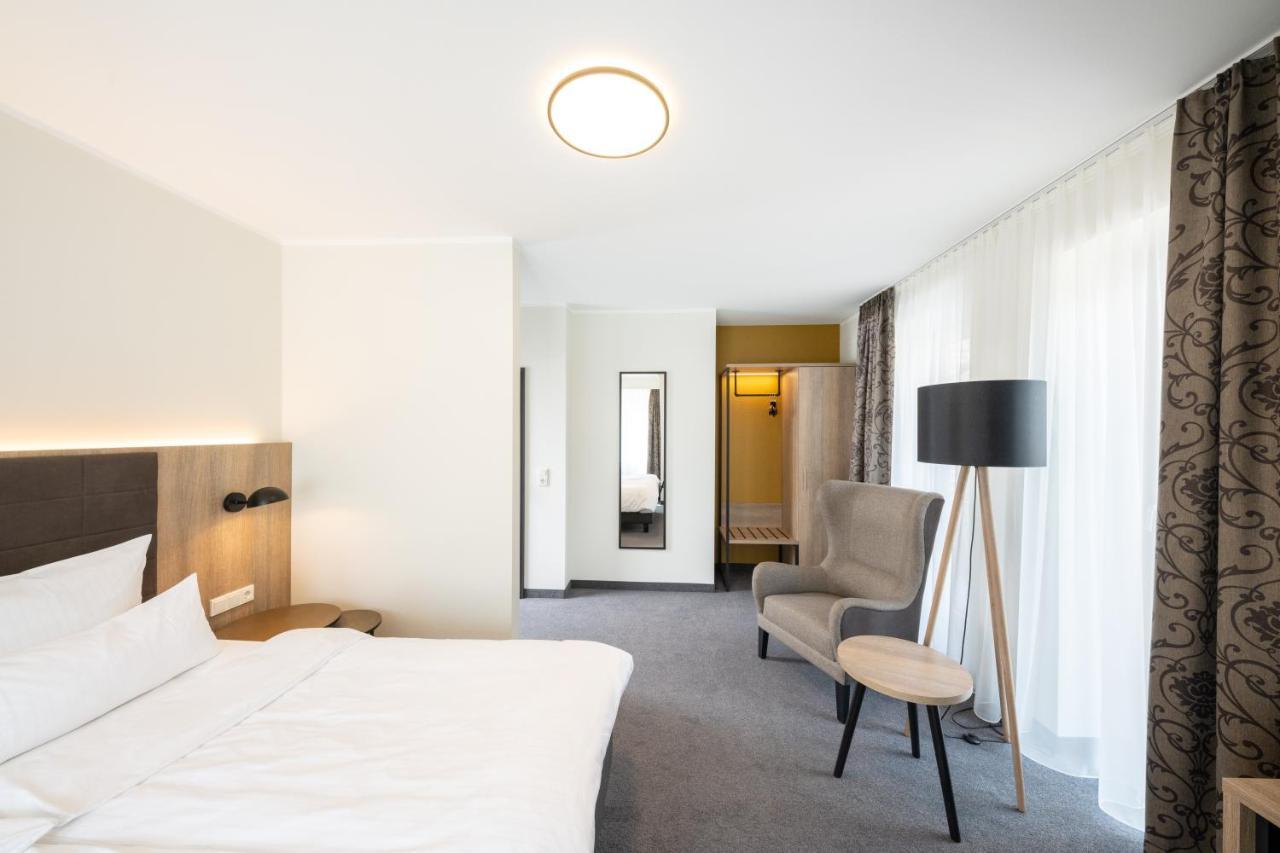 Hotel Rheinischer Hof Динклаге Экстерьер фото